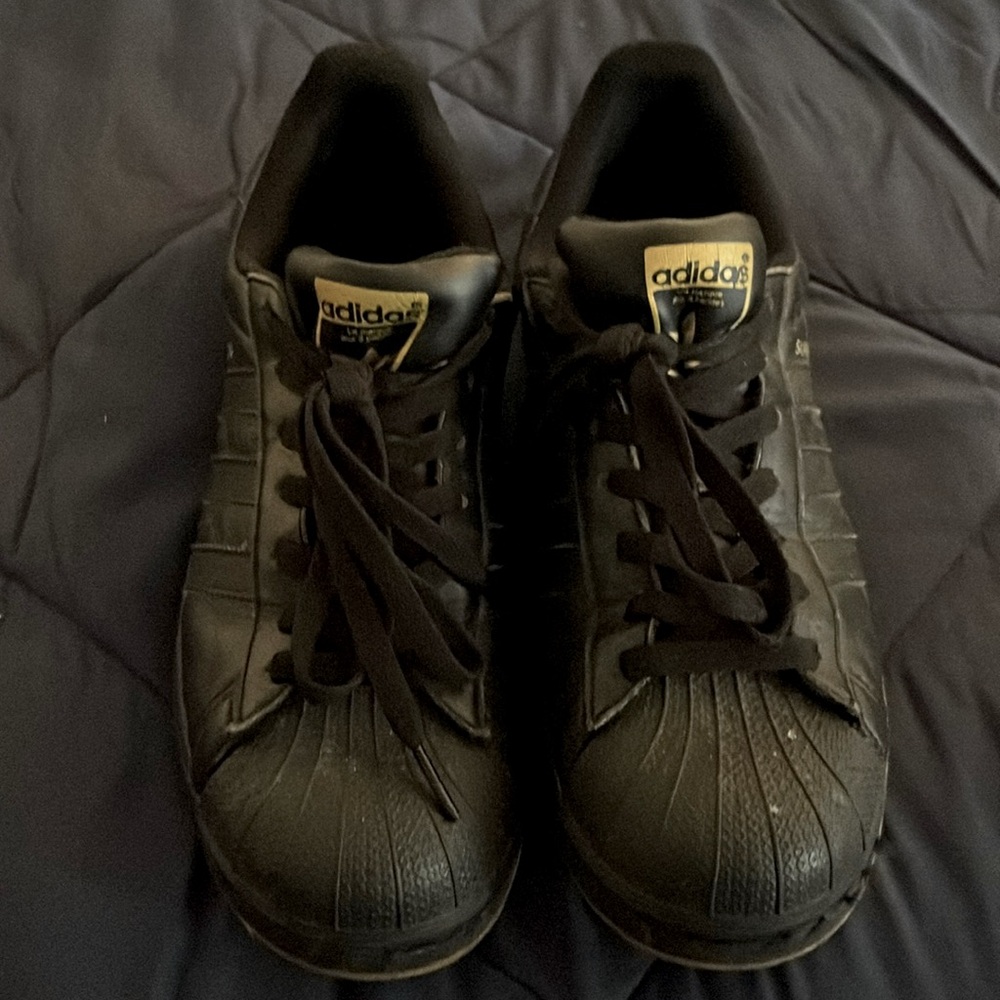 Men’s Size 9 - adidas Superstar All Black and Gold